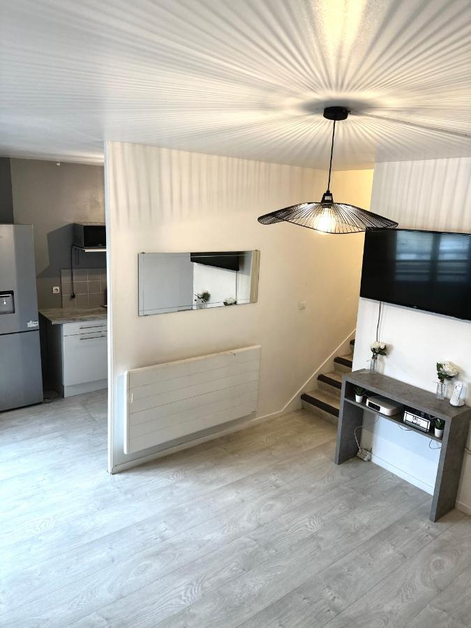 Jolie Appartement Duplex 2 Min Gare-Disney Et Paris 15 Min Нуазі-ле-Гран Екстер'єр фото